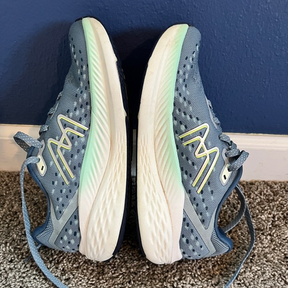 KARHU Mestari Run - Picture 3 of 5